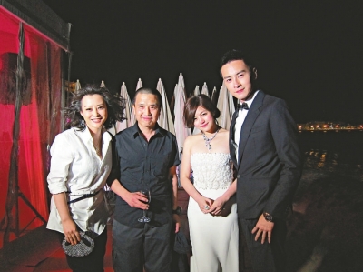 小综(右起)和陈妍希获导演娄晔及郝蕾称赞